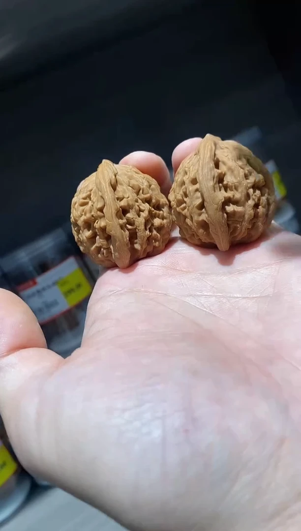 把件文玩核桃微修麦穗虎头39尺左右