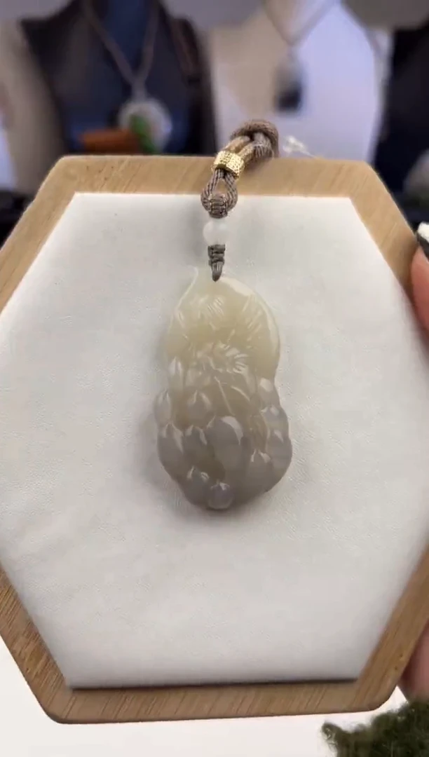 吊坠(不含链)未镶嵌和田玉2588