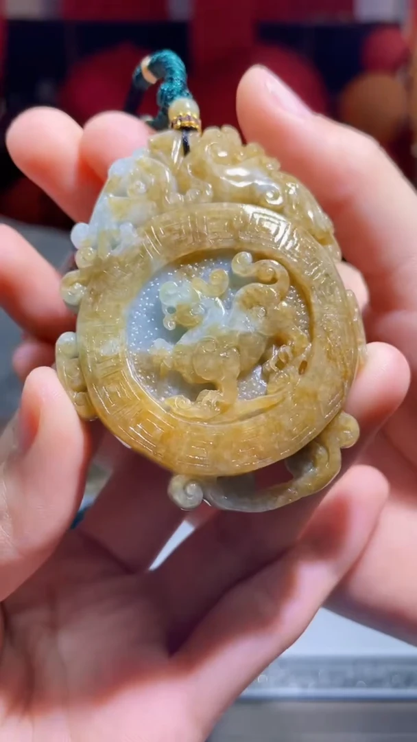 【闪购商品】翡翠吊坠(不含链)未镶嵌Q78