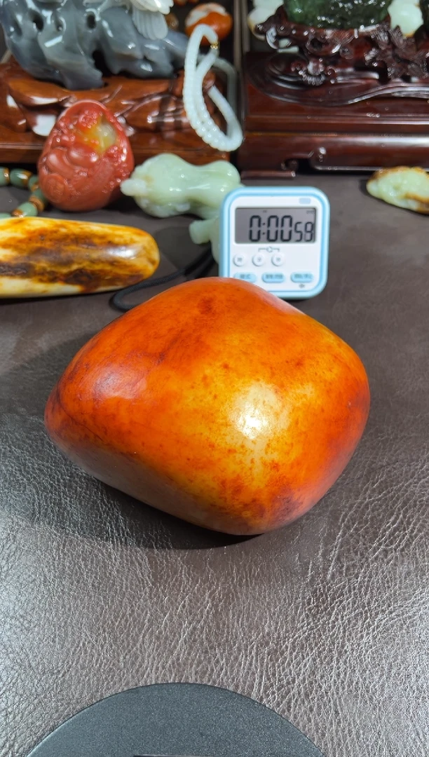 未镶嵌和田玉把件厚**物和田玉