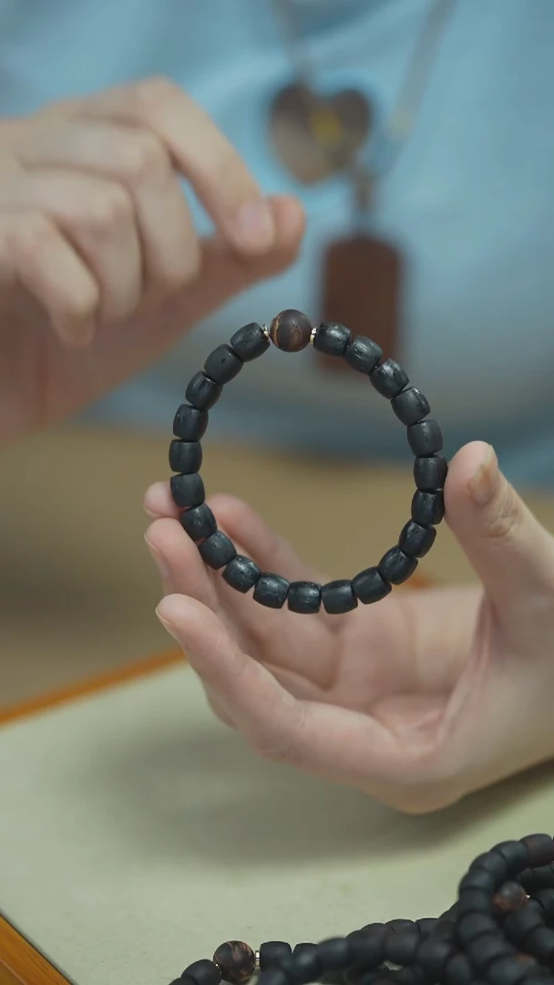 降真香手串/手链降真香0.8直切满结油➕黄金甲