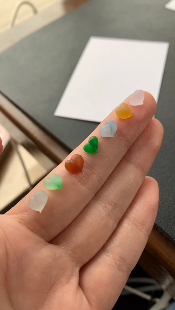 【闪购商品】定制翡翠未镶嵌翡翠
