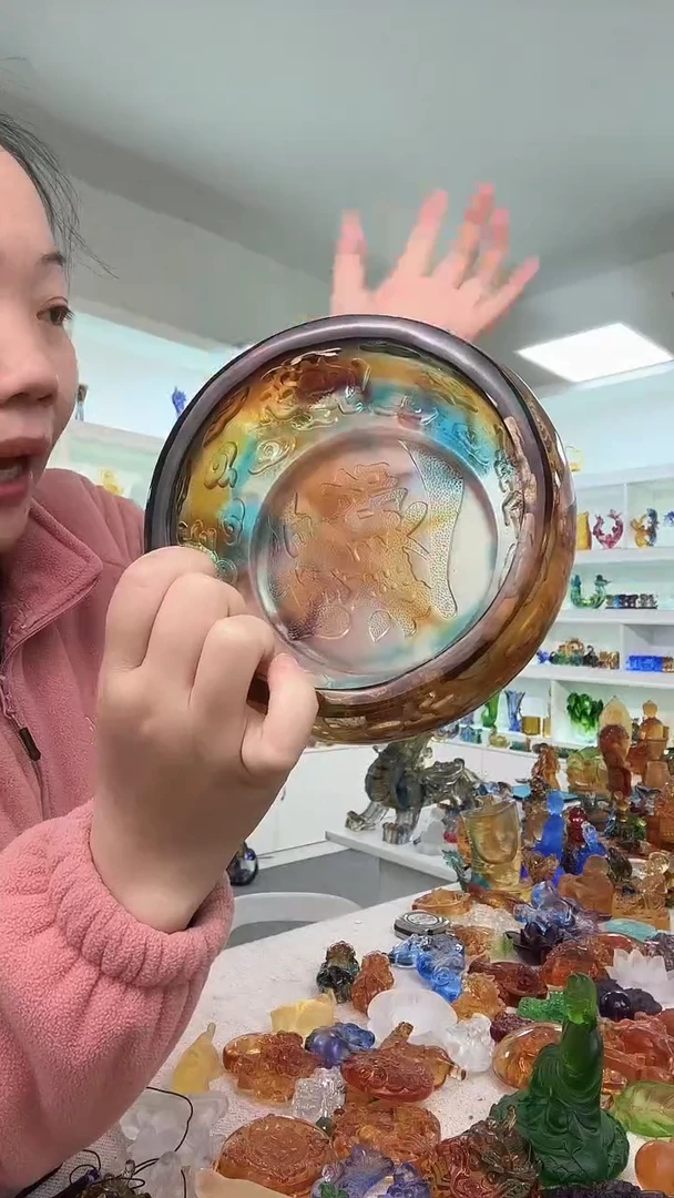 手工艺品琉璃聚宝盆
