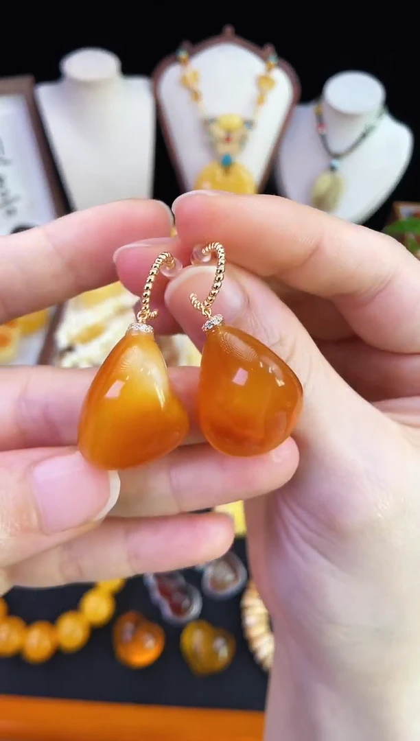 琥珀未镶嵌珠宝奇石柒月