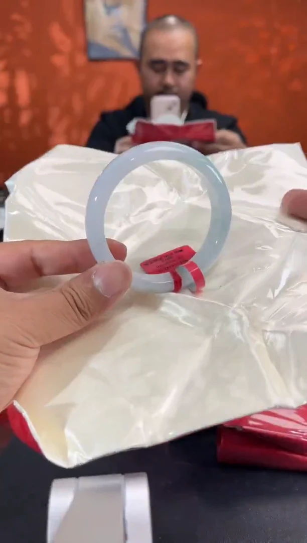 未镶嵌手镯翡翠4  56