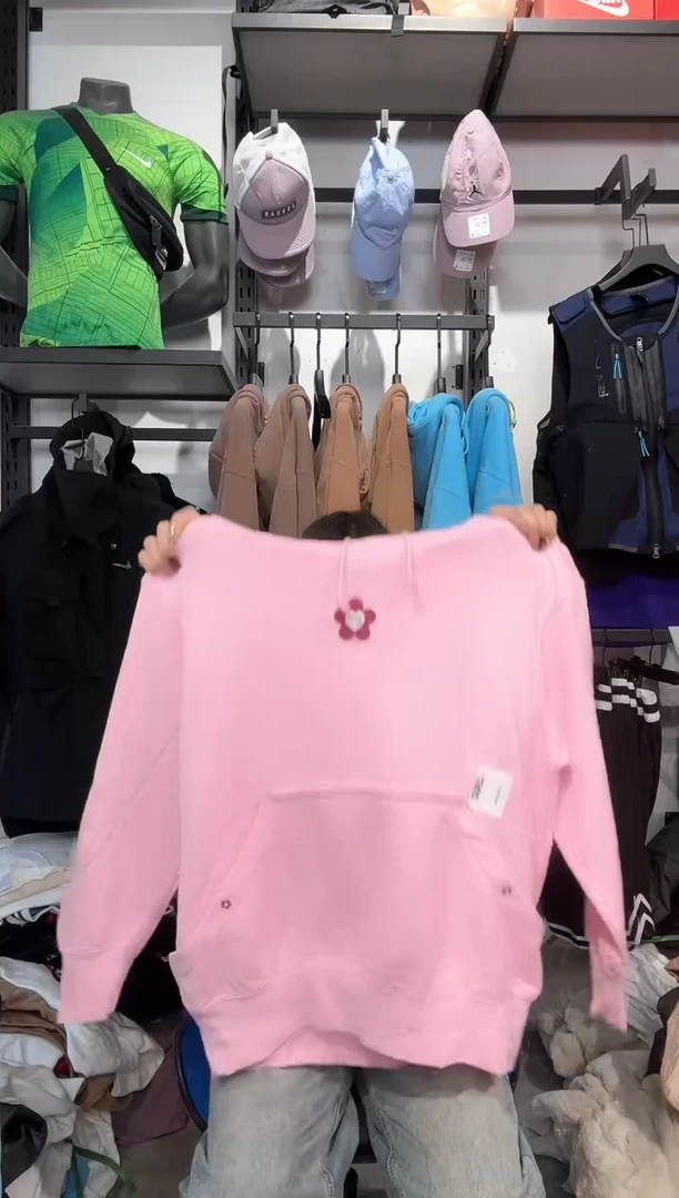 1492 编码 瑕疵款直播间过款为准 尺码S    身高