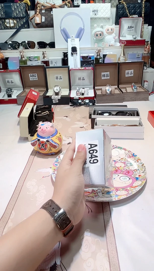 瓷片瓷器 库房到期 全部地板价@@1
