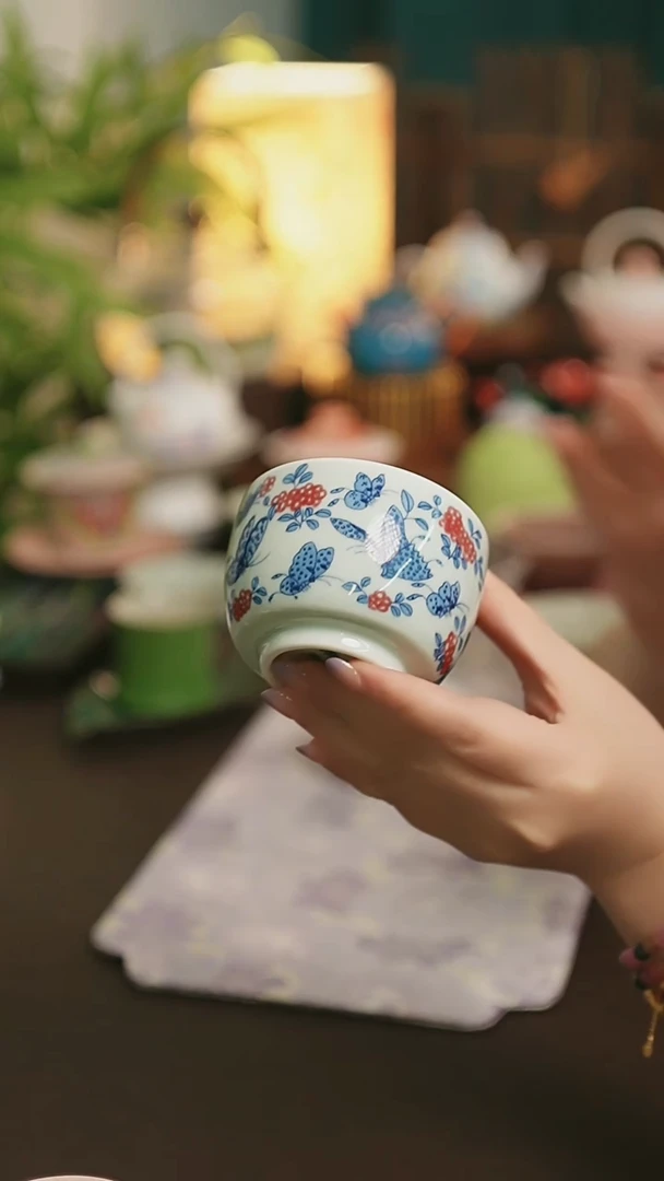 陶瓷茶具蝶恋花大号杯