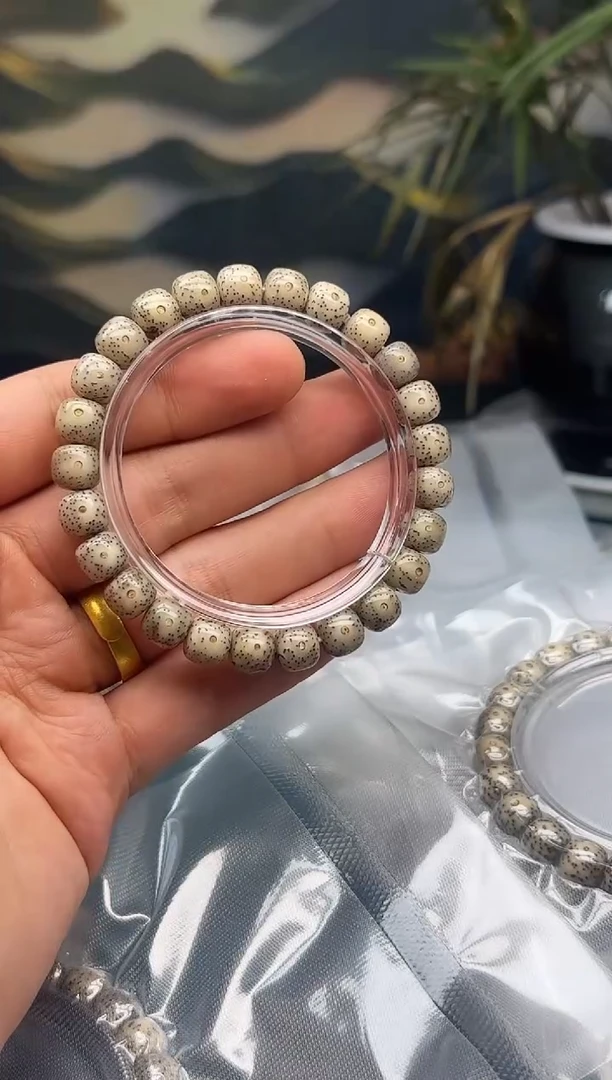 星月菩提吊坠糯冰  同枝果 9*8