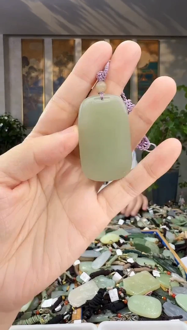 未镶嵌和田玉挂件拍一发一