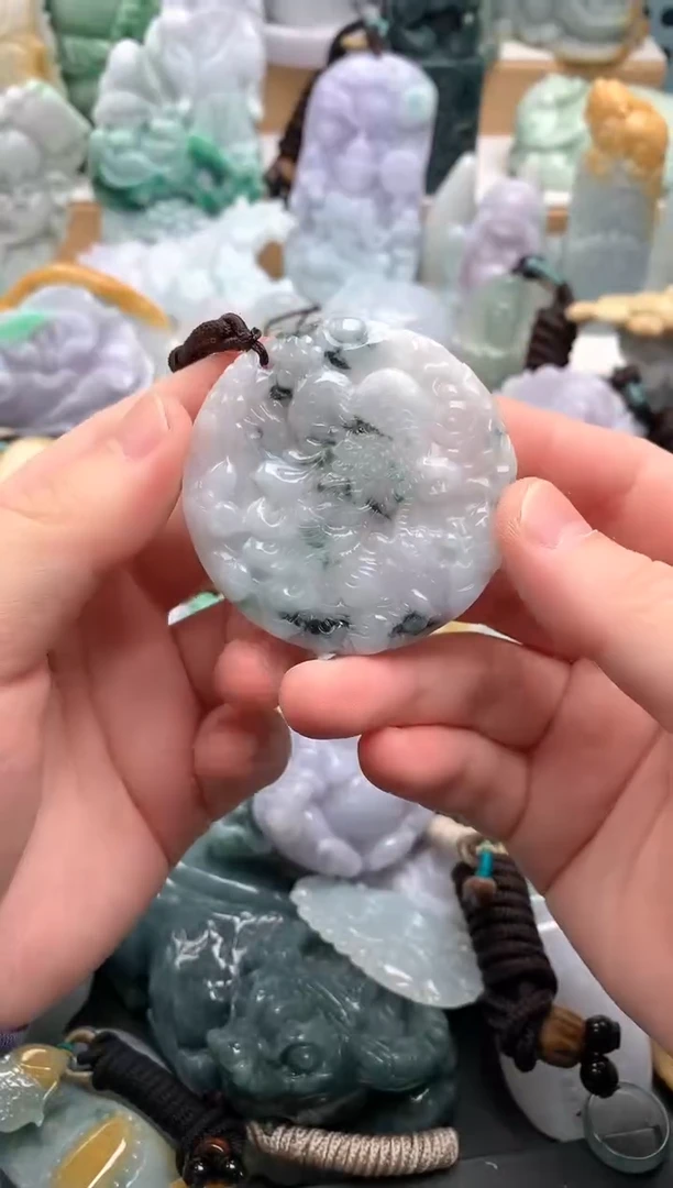 吊坠(不含链)未镶嵌翡翠1