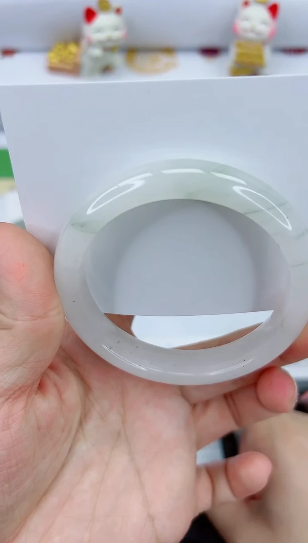 【闪购商品】石英质玉手镯未镶嵌654-58.4