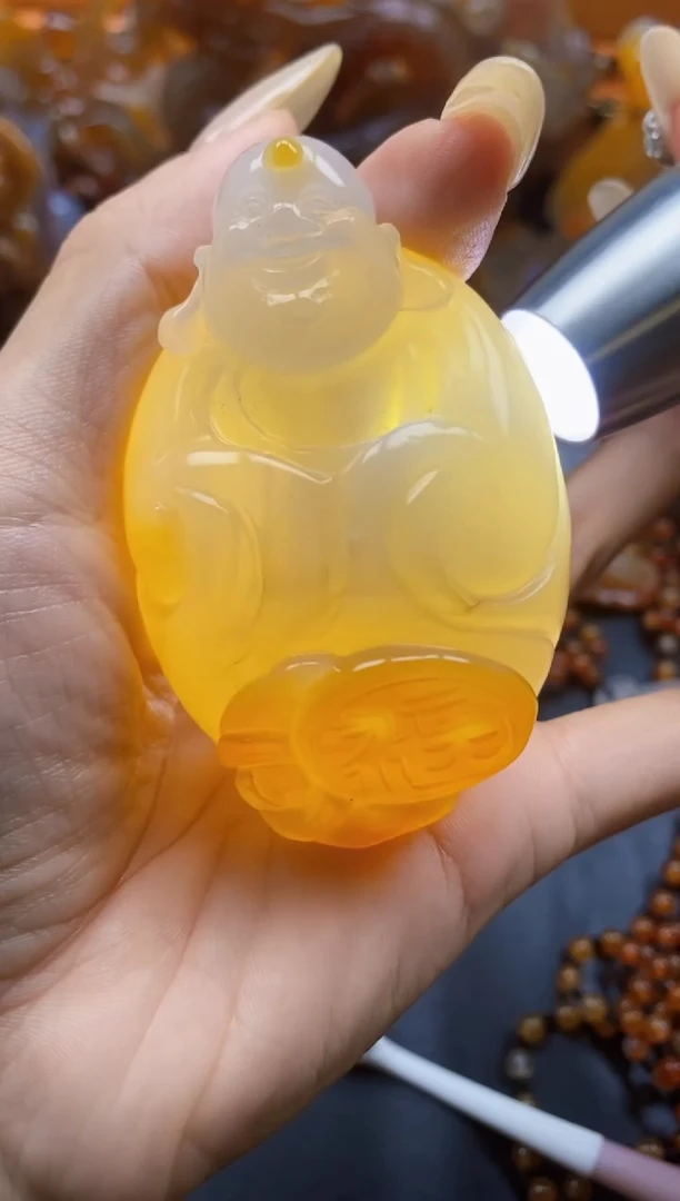 玛瑙/玉髓挂件未镶嵌老****面ll
