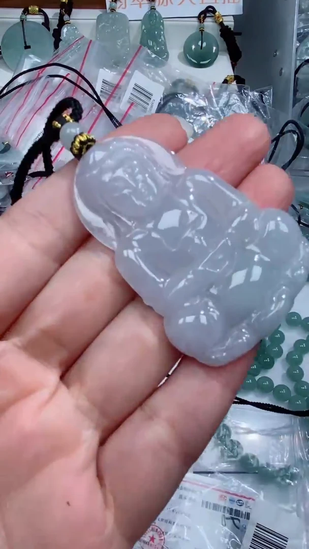 颈饰未镶嵌翡翠吊坠