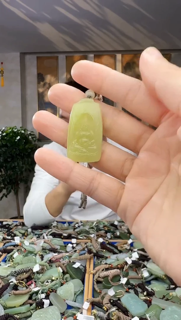 未镶嵌和田玉挂件拍一发一