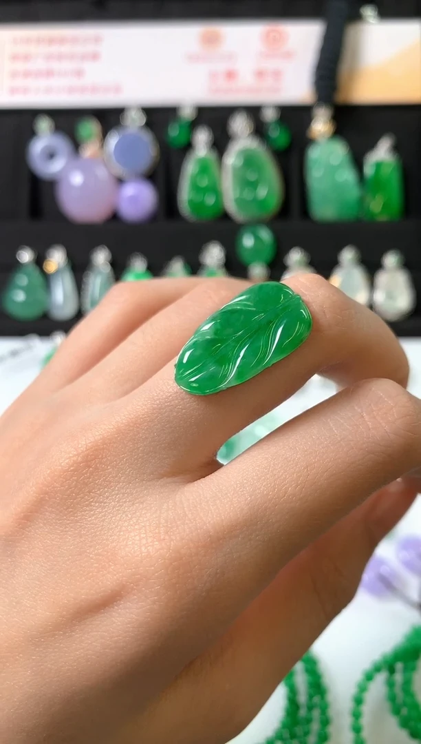 未镶嵌定制翡翠裸石（镶嵌定制）