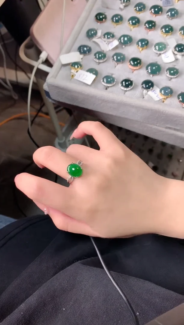 【闪购商品】翡翠戒指银S925镶嵌521412