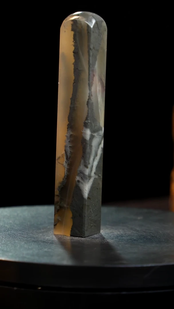 昌化石水墨玻璃冻稀少品种