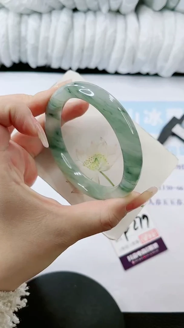 【闪购商品】石英质玉手镯未镶嵌多样性发货F279