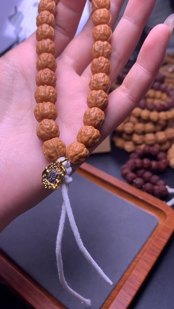 【闪购商品】猴头核桃手串11蟾总