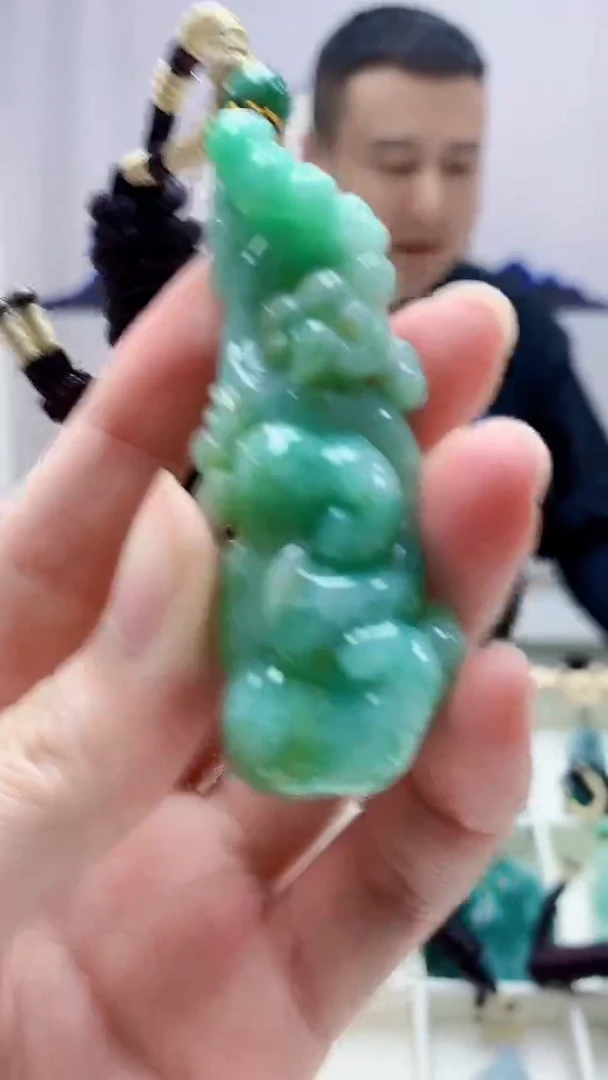 未镶嵌定制翡翠4898zm-毛货挂件如意55