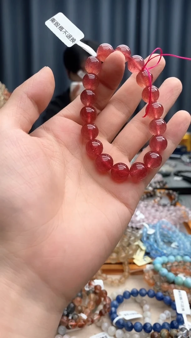 石英质玉手链未镶嵌草莓晶