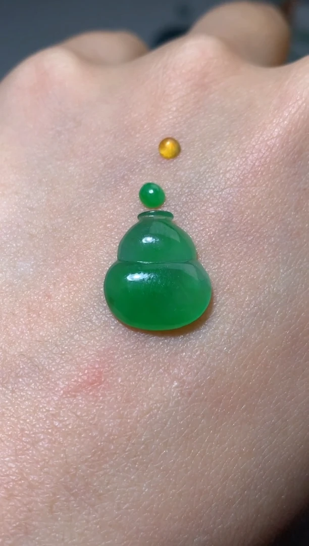 未镶嵌定制翡翠毛货