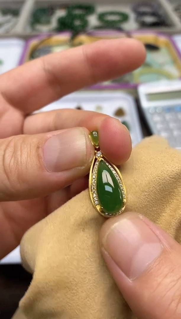 【闪购商品】和田玉（碧玉）颈饰银S925镶嵌拍一发一