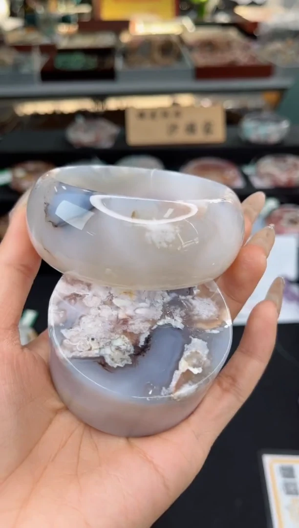 【闪购商品】石英质玉手镯未镶嵌61圈口（不退不换）1650475