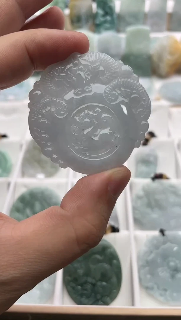 【闪购商品】翡翠颈饰未镶嵌..../2/18/ 160