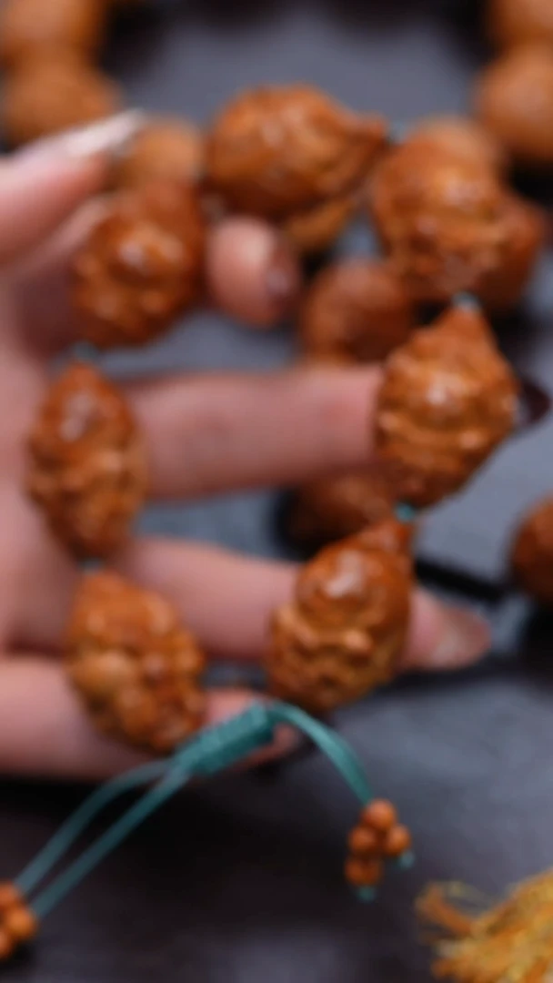 手串/手链橄榄核厂**租橄榄核