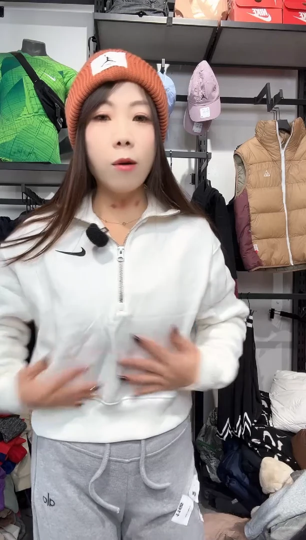 1608编码 瑕疵款直播间过款为准 尺码    身高 XS