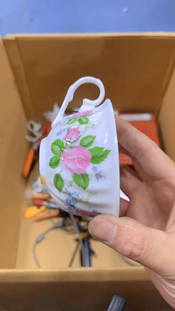 瓷片大****间瑕疵品瓷器瓷器瓷器