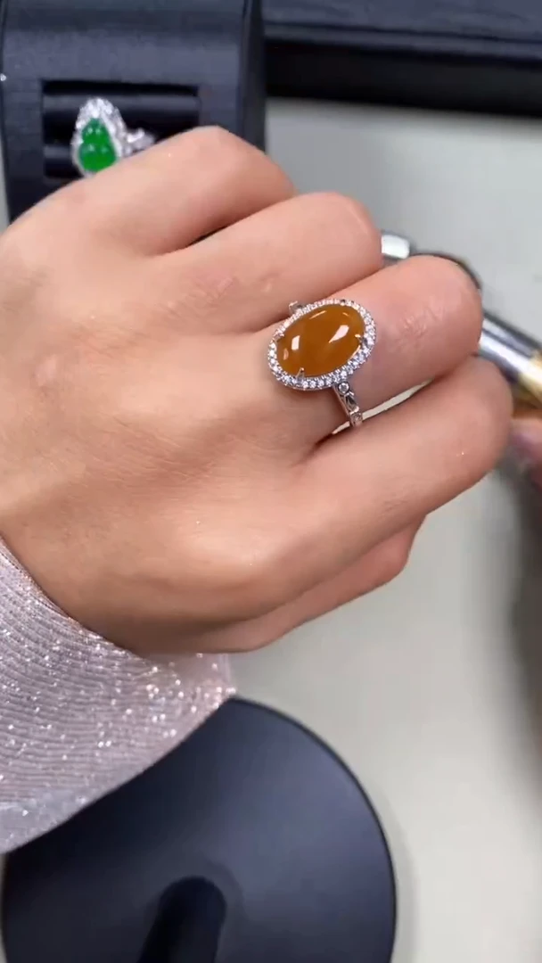 【闪购商品】翡翠戒指银S925镶嵌8716