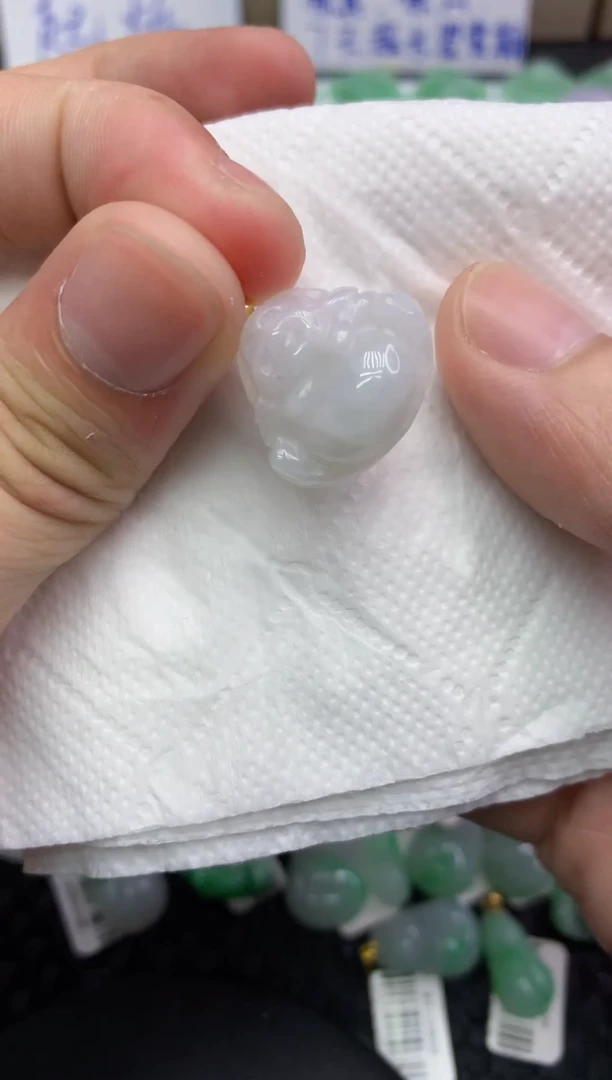 翡翠未镶嵌颈饰1111111