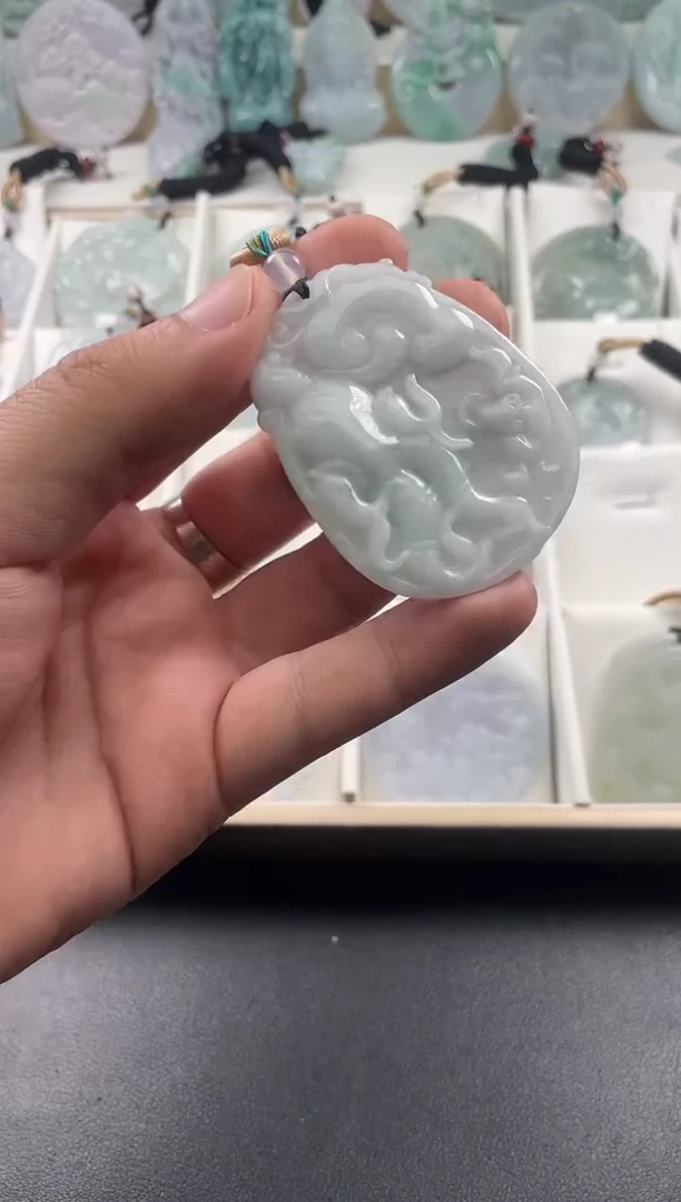 颈饰未镶嵌翡翠25/11/9/.395