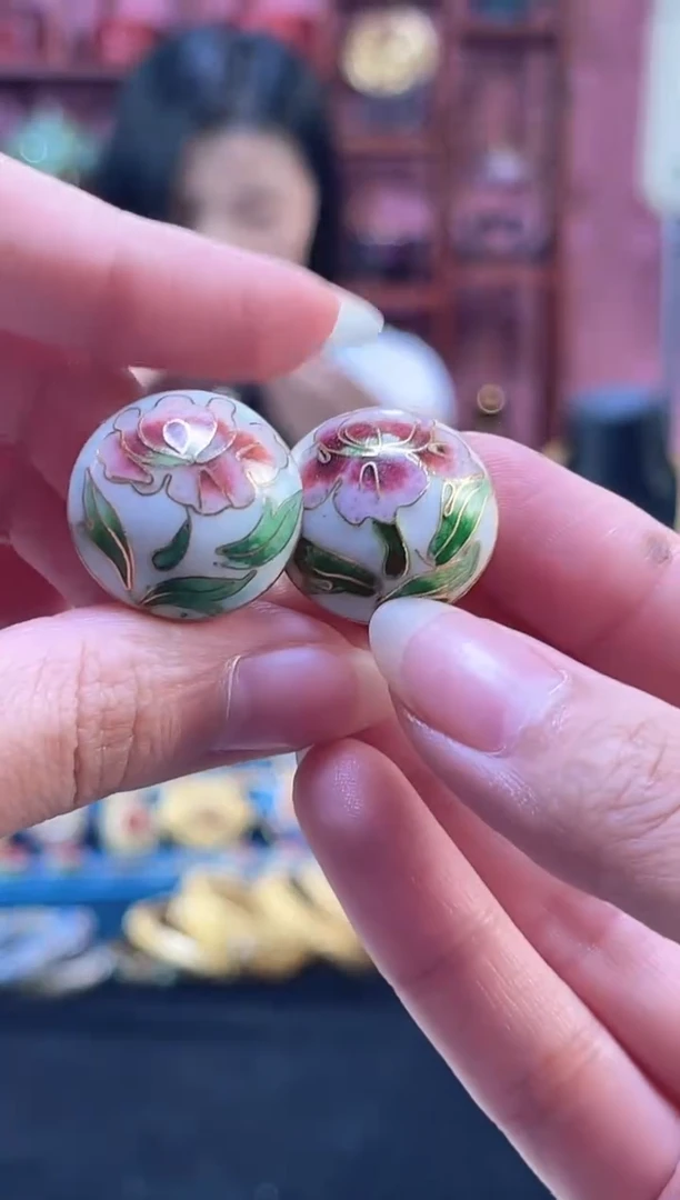 非遗技艺 景泰蓝耳扣 白色