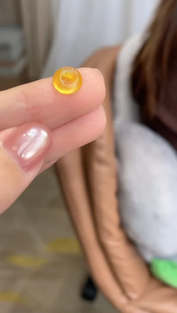 颈饰未镶嵌翡翠平安扣