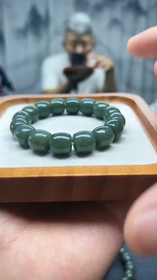手串未镶嵌和田玉且末天空蓝直切卡14纯天然拍一发一
