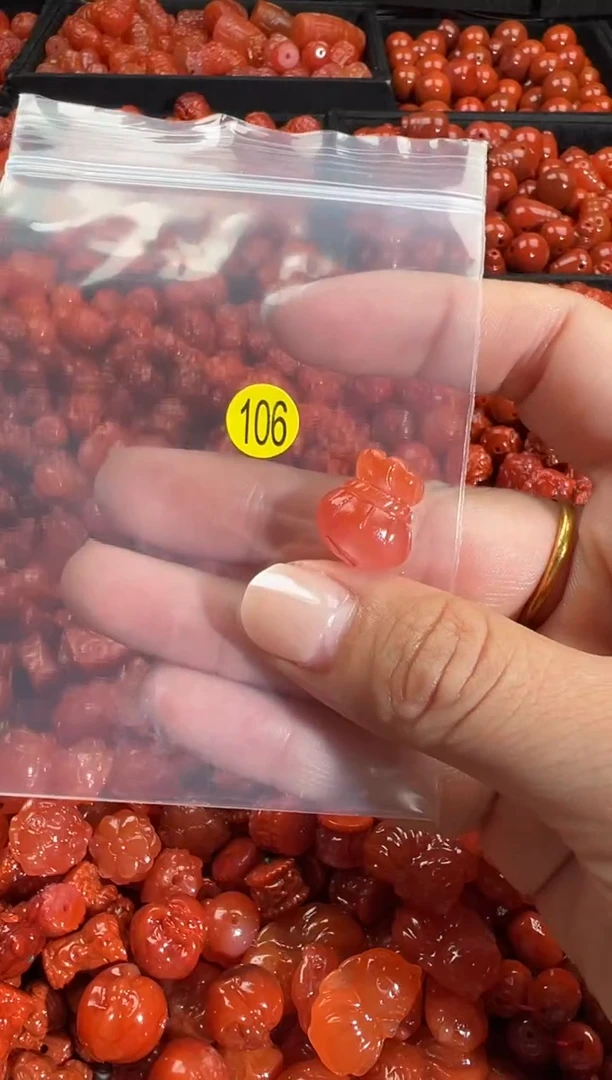 颈饰未镶嵌南红玛瑙11