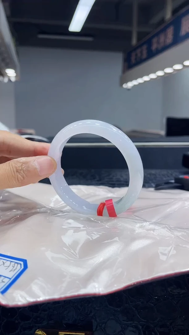 未镶嵌手镯翡翠8