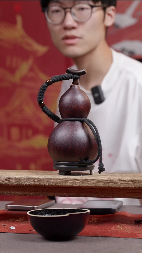 843微瑕尾货款大漆精品葫芦（介意勿拍）