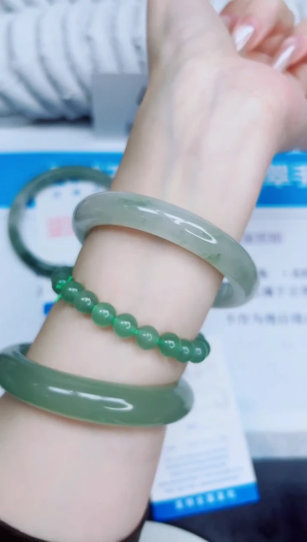 未镶嵌手镯石英质玉312/58