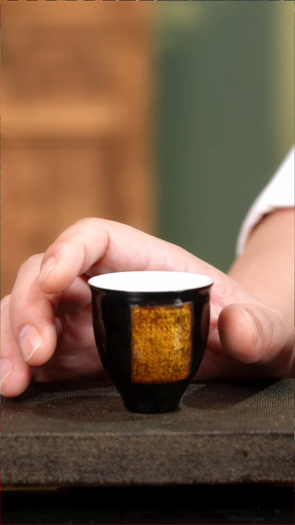 黑金裱麻一口杯-太古大漆