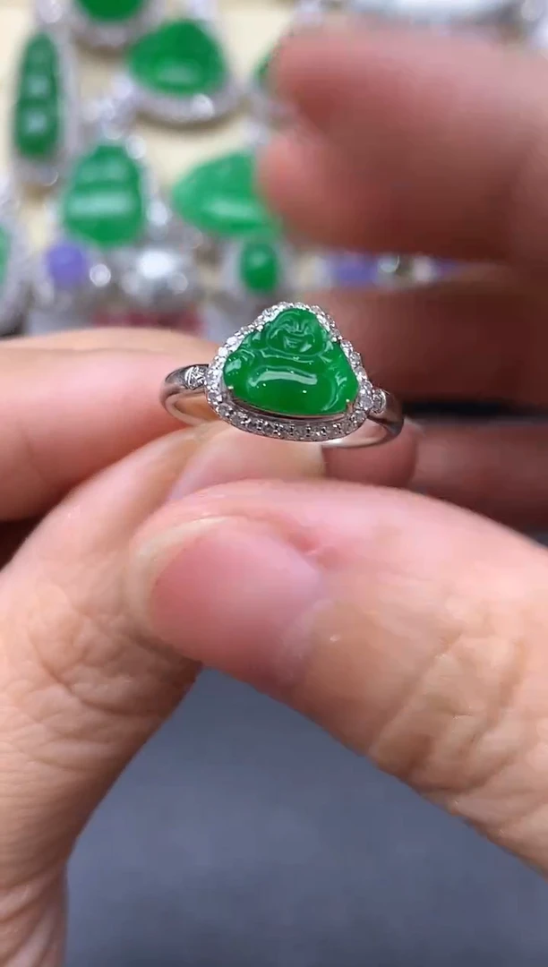 18K金镶嵌戒指翡翠311-中国好珍宝