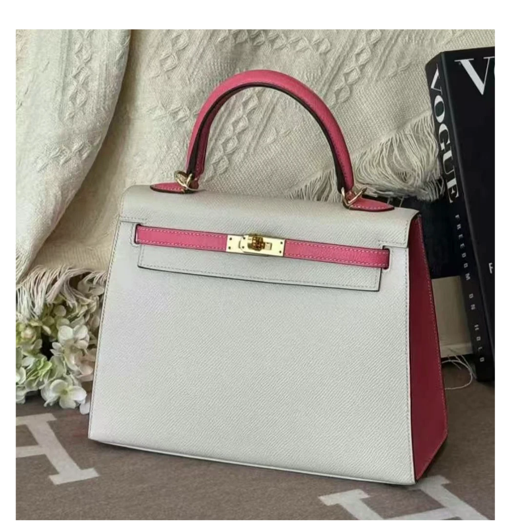 99新 Hermes/爱马仕 kelly25奶昔白拼唇膏粉金扣E皮C刻