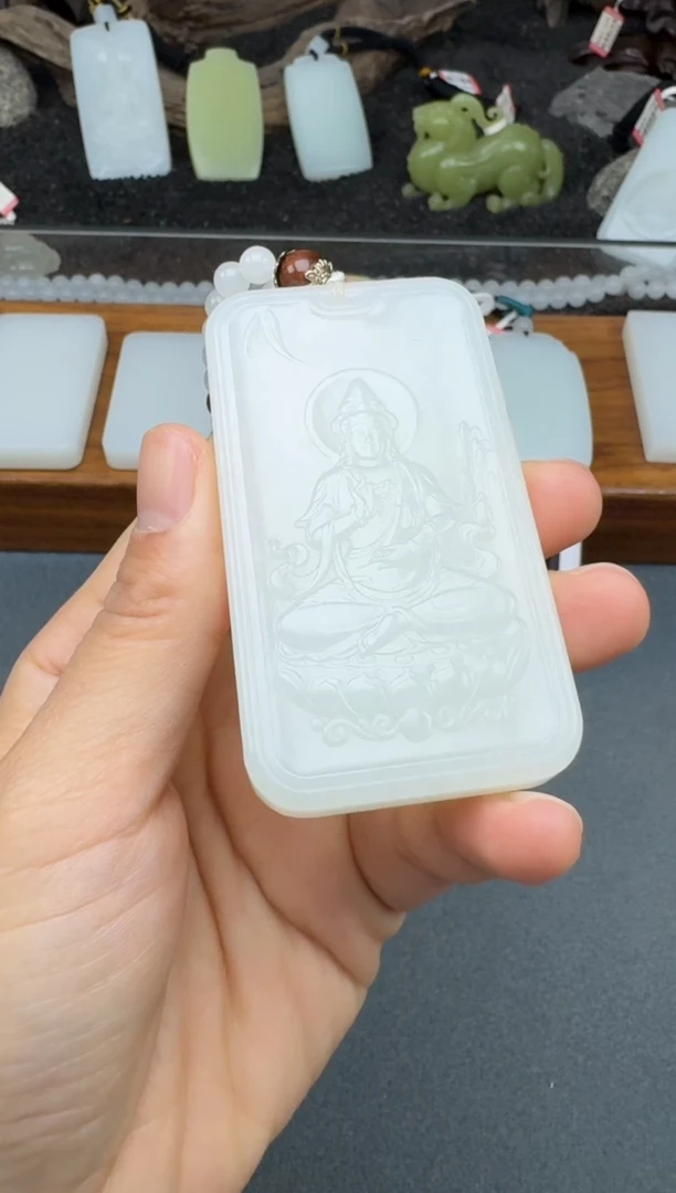 颈饰未镶嵌和田玉2