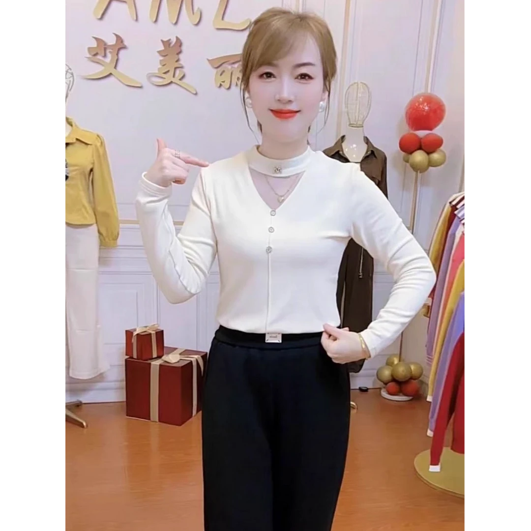 时尚拼接半高领修身遮肉显瘦上衣2025秋冬季新款气质保暖打底衫潮