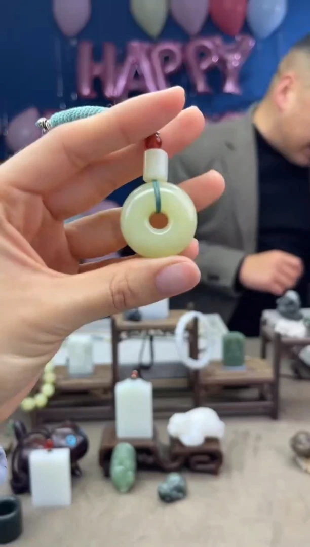 【闪购商品】和田玉颈饰未镶嵌1