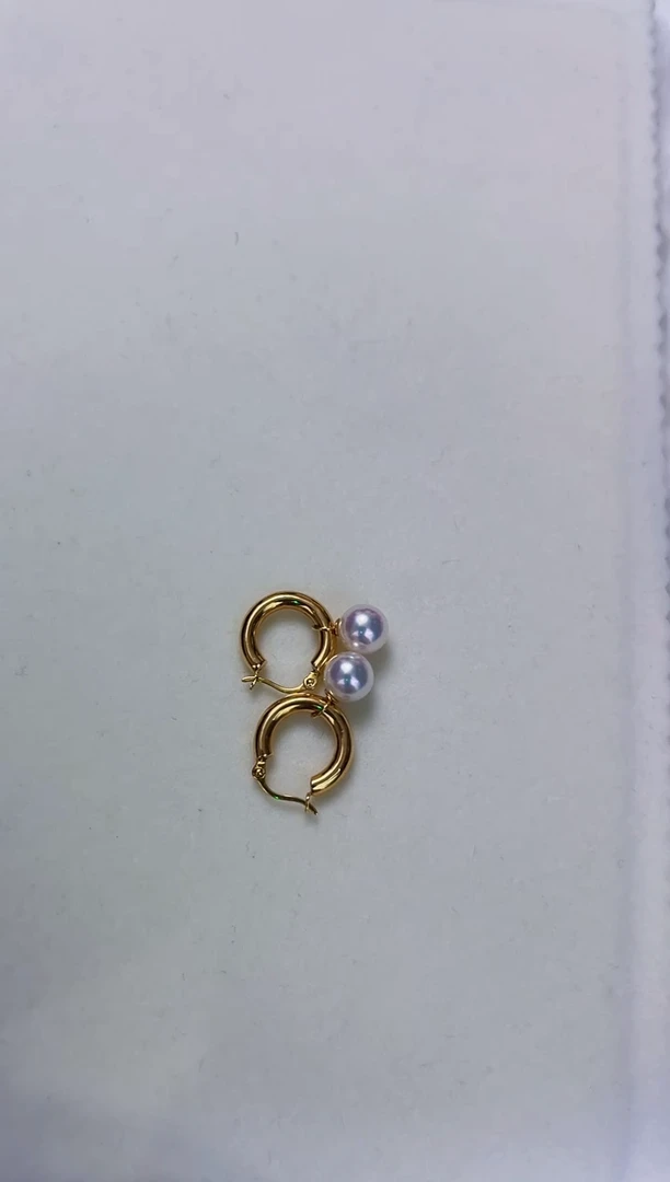 18K金镶嵌海水珍珠akoya许红豆款耳扣7.5-8mm
